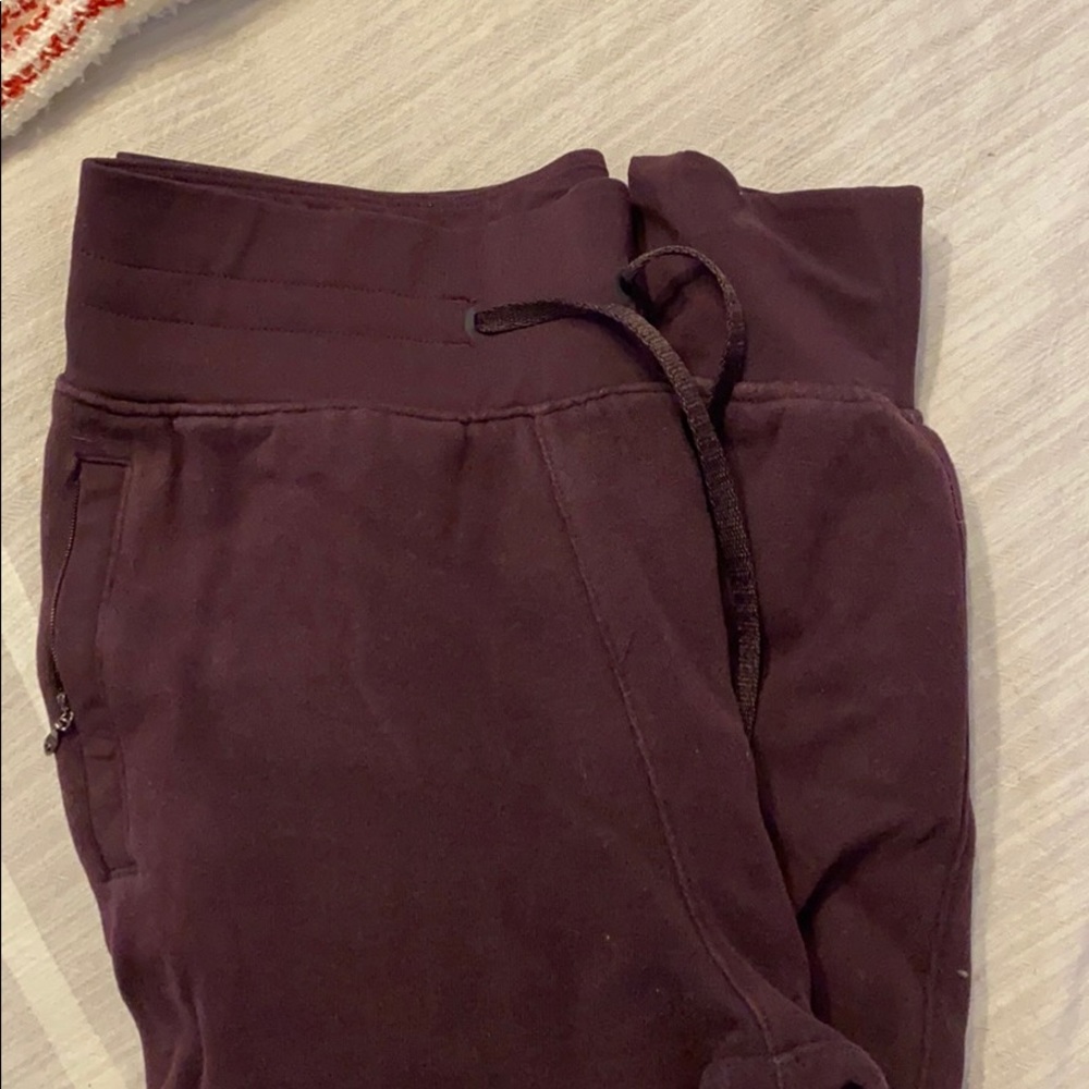 Lululemon joggers
